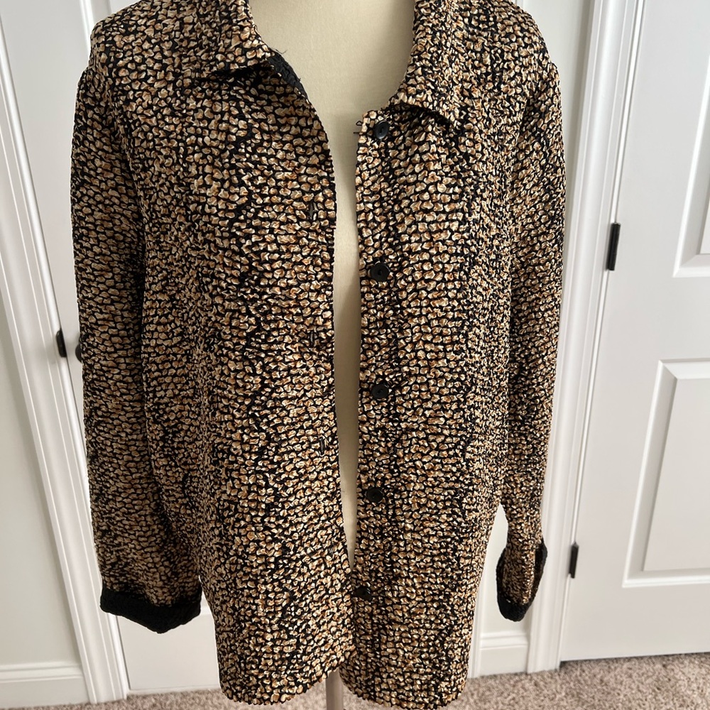 Plus size 2x Reversible Gold print and Black Jacket for a Sophisticated Look